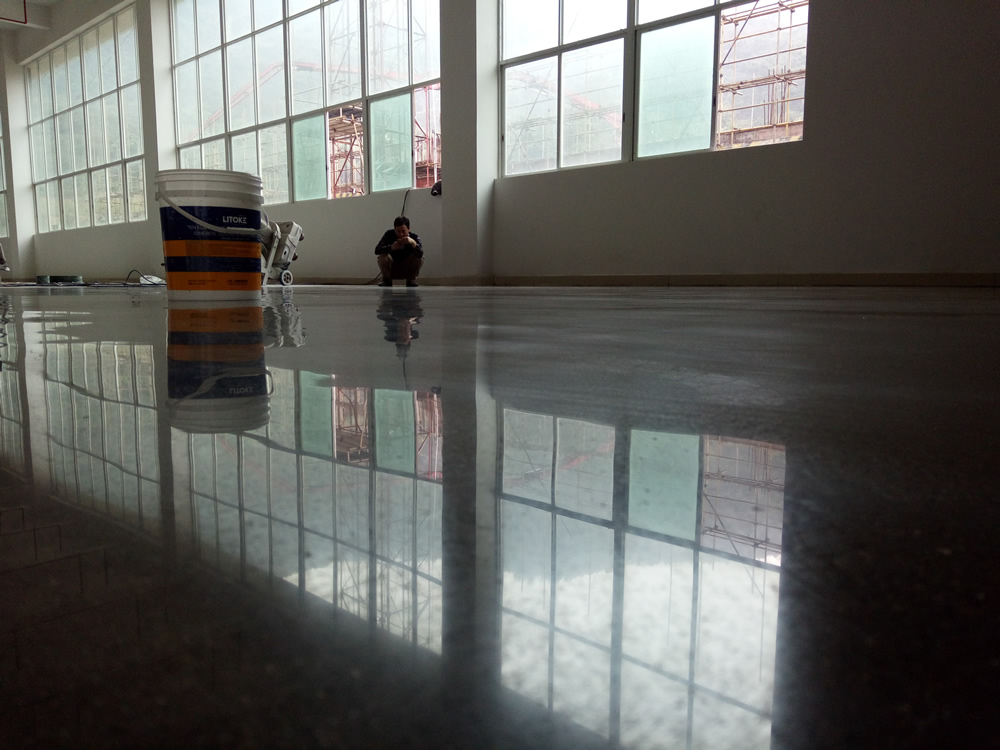 環(huán)氧樹脂地坪漆 環(huán)氧樹脂地坪漆